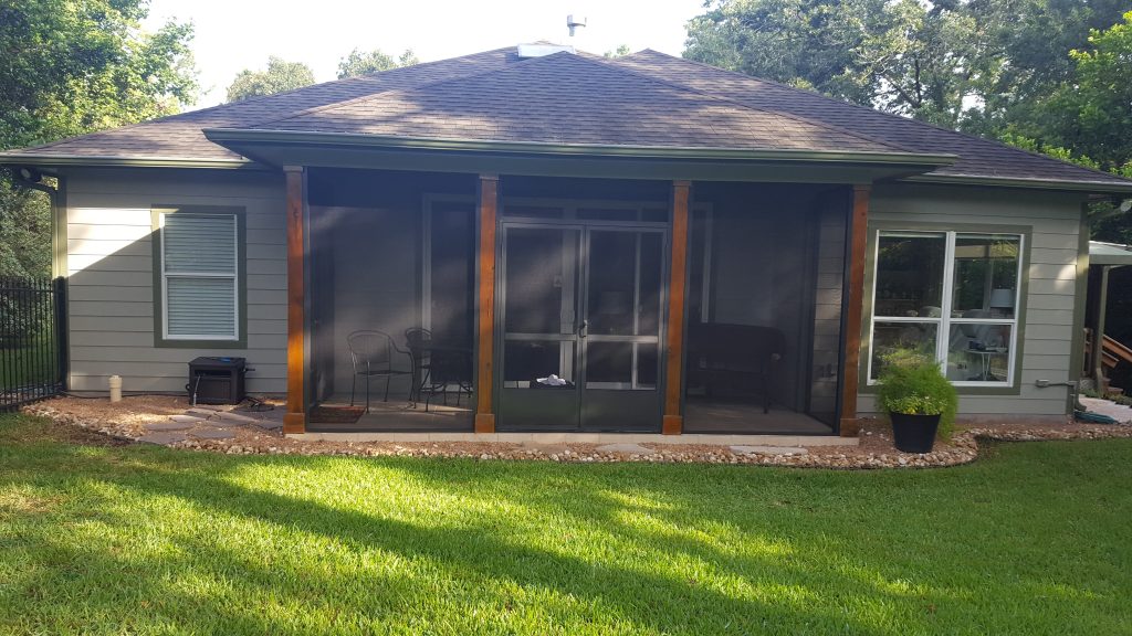 Screened in Patio San Antonio TX