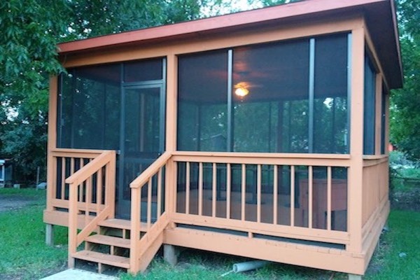 Screened in Patio in Lake Travis Texas