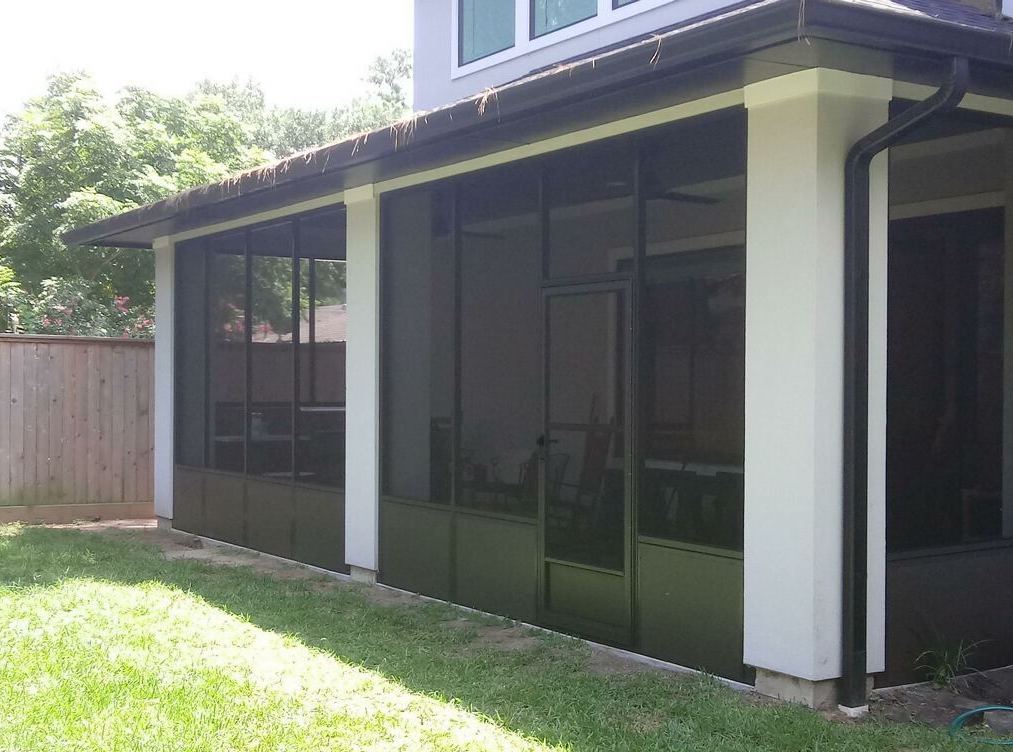 Screen patio enclosure and porch in Austin